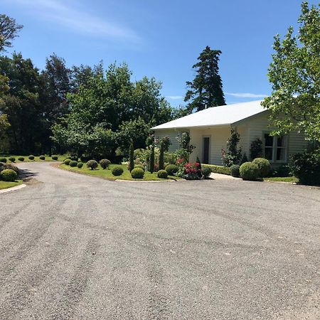 Te Kopura Lodge Martinborough Eksteriør bilde