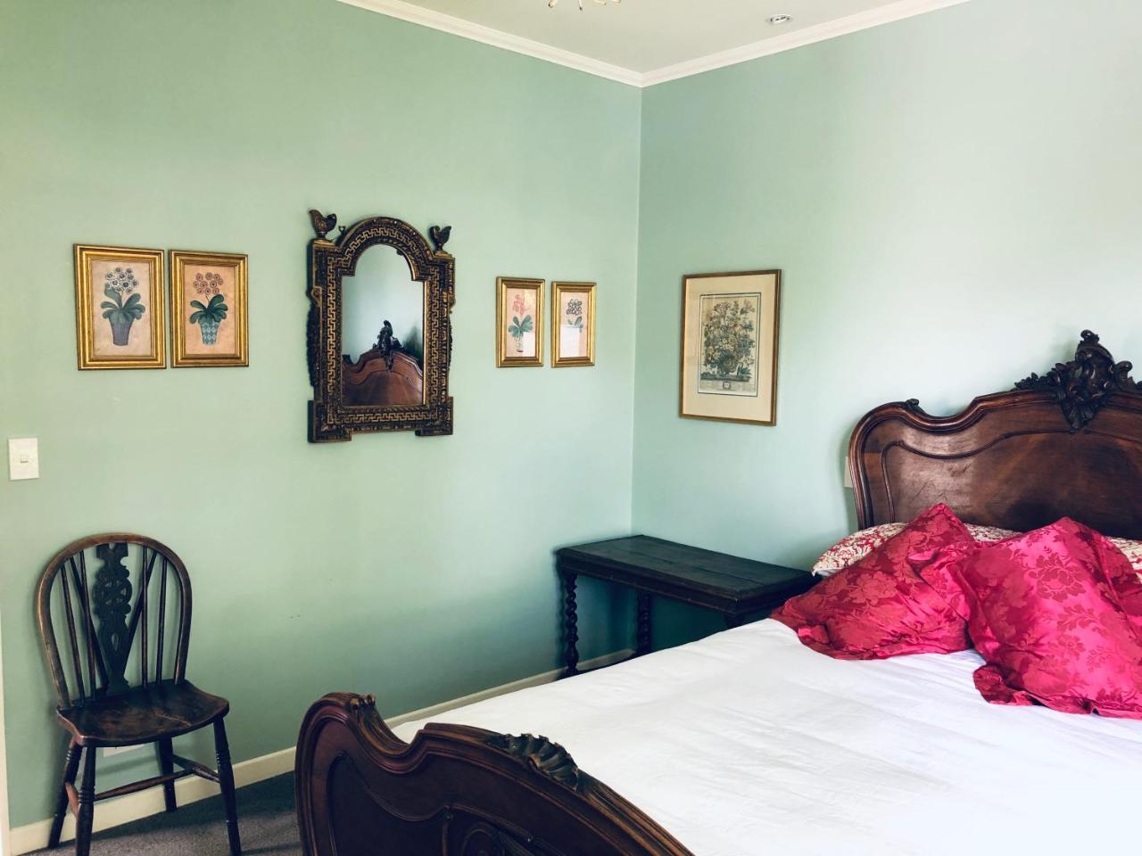 Te Kopura Lodge Martinborough Eksteriør bilde